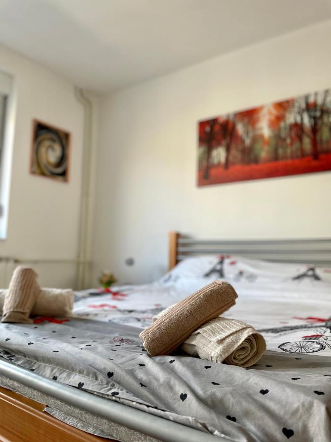 Luxury City Center Apartment Скопье Экстерьер фото