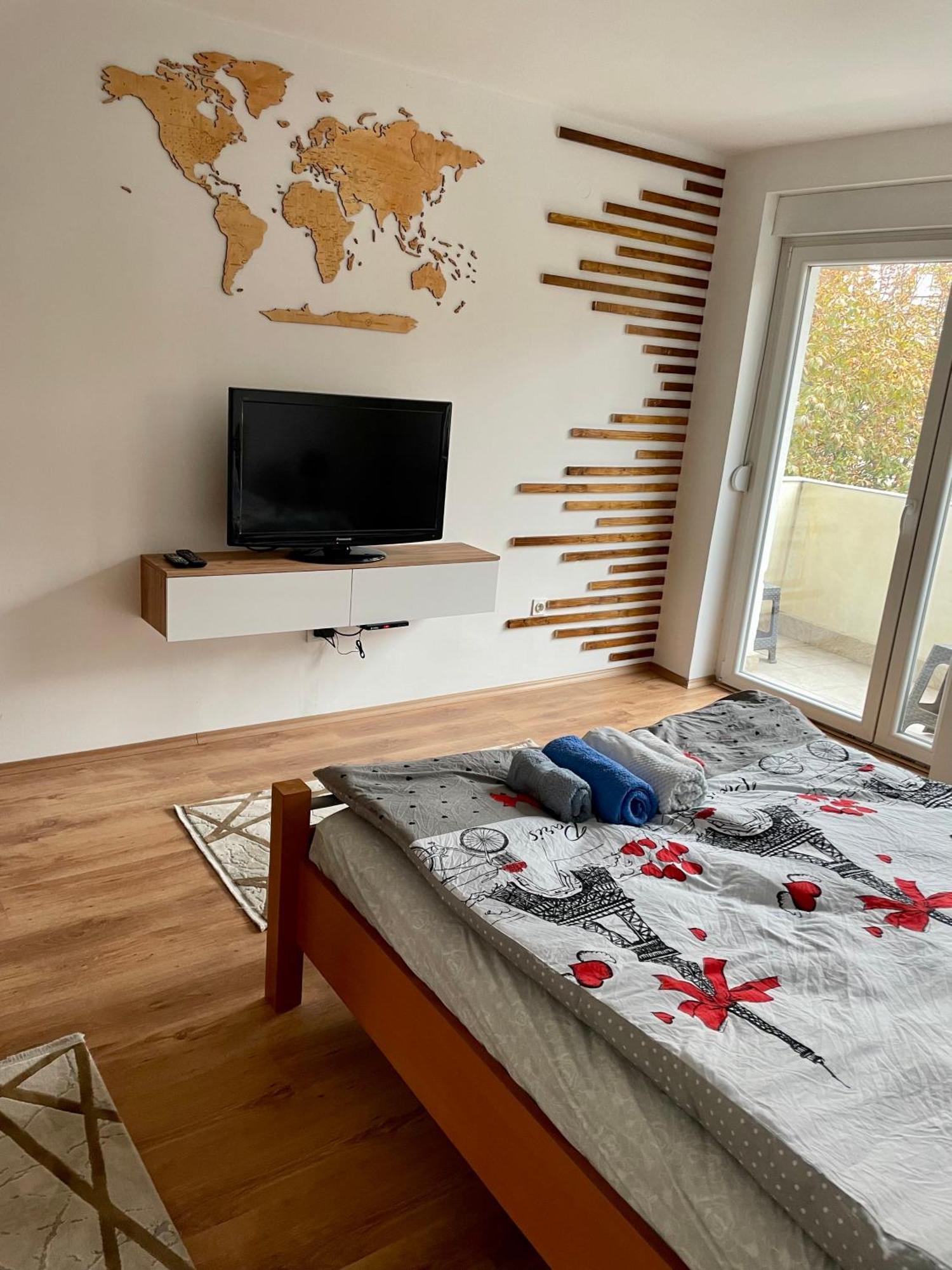 Luxury City Center Apartment Скопье Экстерьер фото